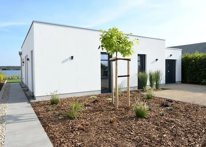 Ferienhaus Seehaus Mühlfeld Lobnitz (Saxony)